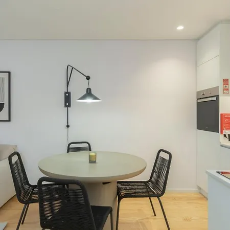 Guestready - Contemporary Getaway In Apartment Porto