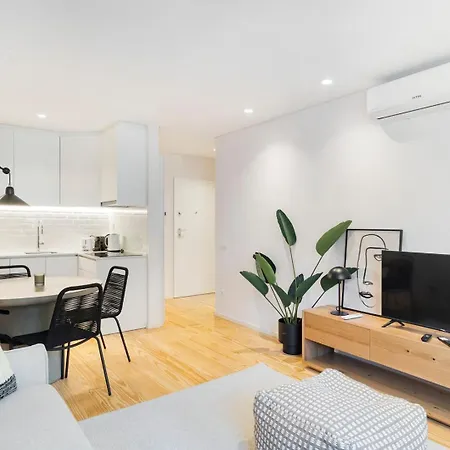Guestready - Contemporary Getaway In *
